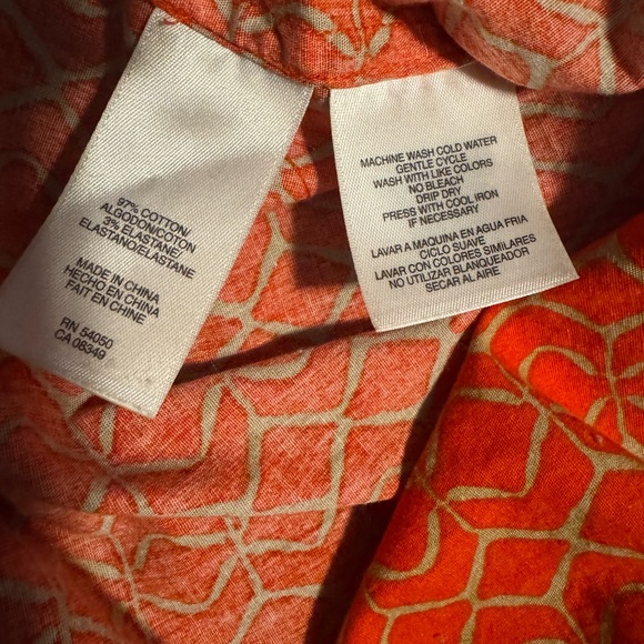 Jones New York Signature Patterned Persimmon Orange Button Down Shirt Stretch - Picture 4 of 4
